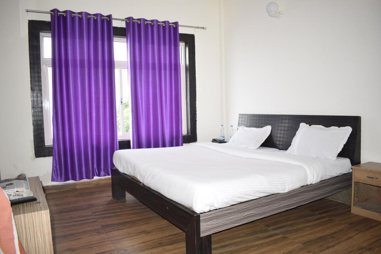 Oyo 23298 Hotel Uttaranchal Inn Nainital Exterior foto